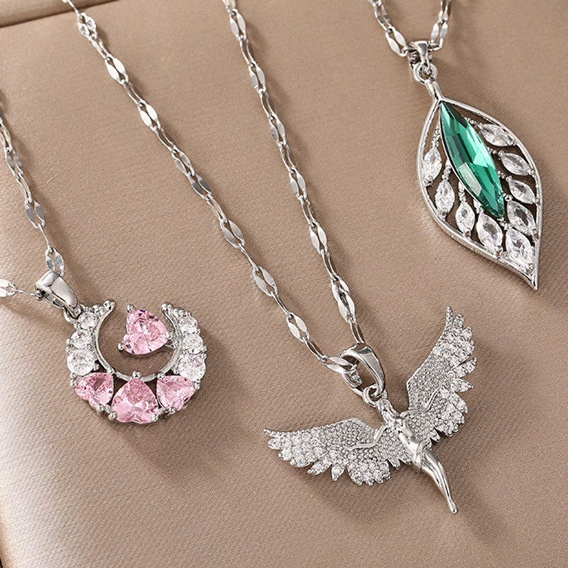 Women's Cute Dream Moon Necklace Versatile Design Jewelry