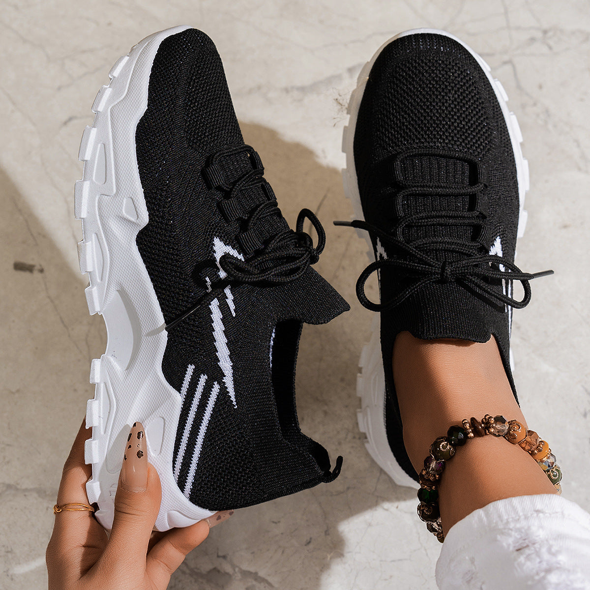 Women's Casual Stylish And Lightweight Soft Bottom Sports Shoes